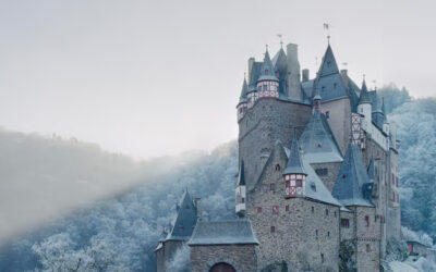 Ving-cinq châteaux dans un château